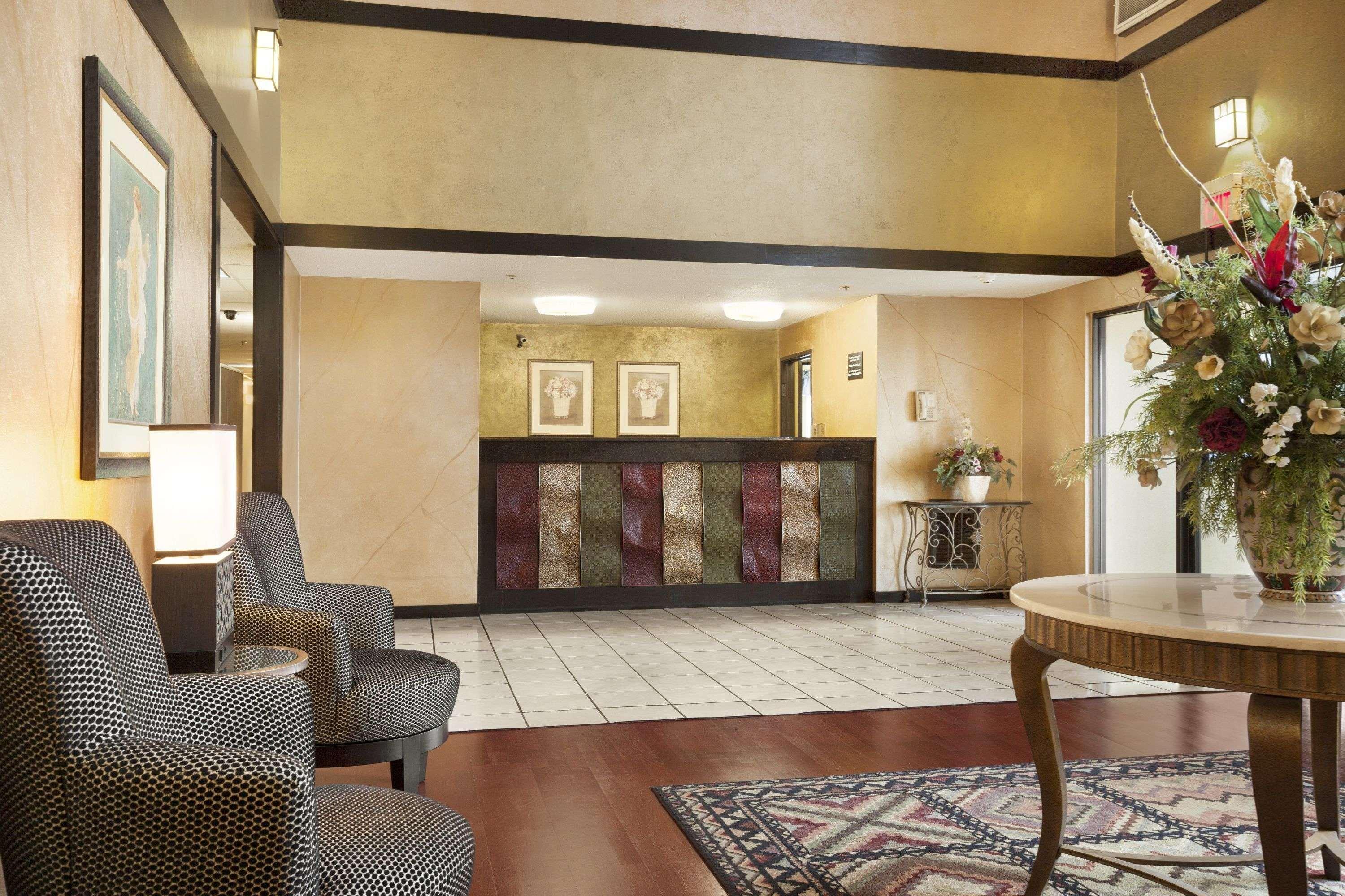 Hotel Super 8 By Wyndham Milwaukee Airport Extérieur photo