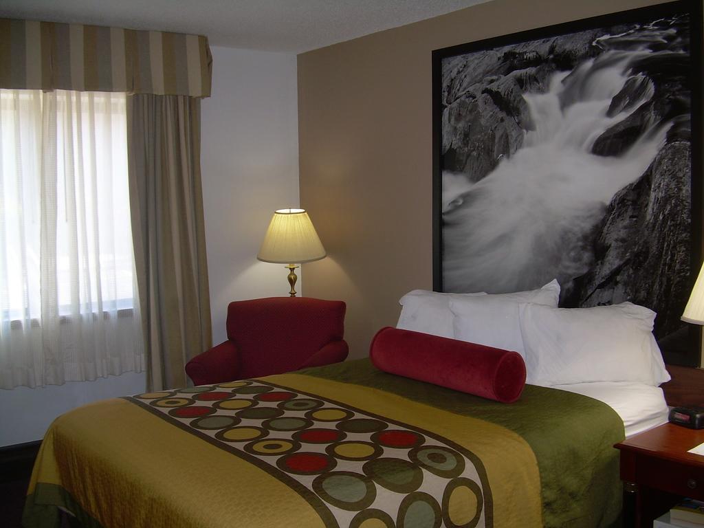 Hotel Super 8 By Wyndham Milwaukee Airport Chambre photo